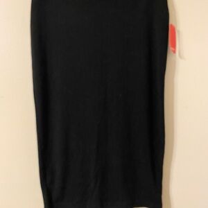 New NWT Forever 21 Classic Black Knee-Length Skirt Size‎ Medium
